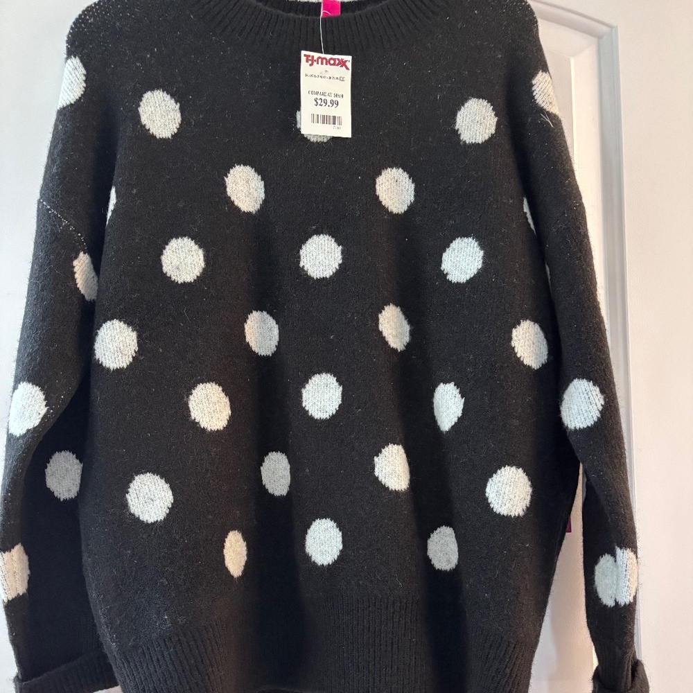 Vince Camuto Black and white polka dot sweater in women's size Small